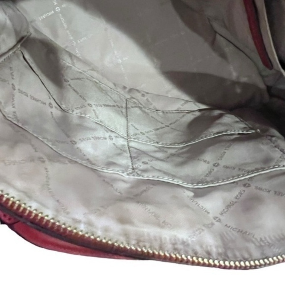 🎉SALE🎉 Michael Kors Dome Emmy Saffiano Leather Bag‎ Red Gold Hardware CLASSIC - Picture 5 of 12